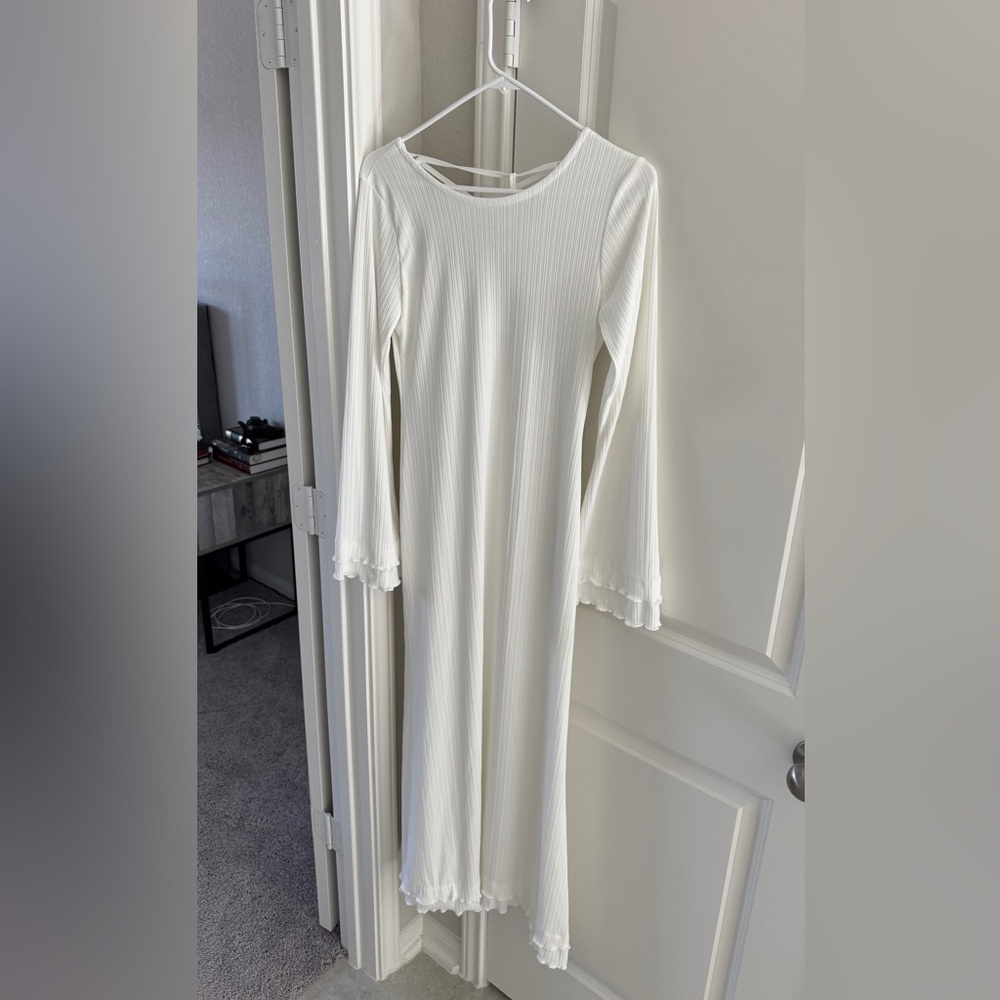 Elegant White Long Sleeve Gown with Bell Sleeves